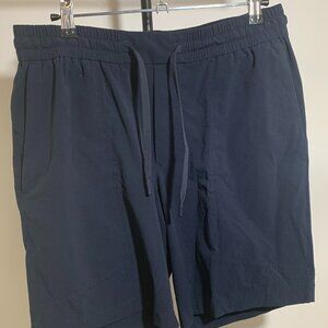 Lululemon Bowline Ripstop Shorts in Navy Blue, 8" Inseam